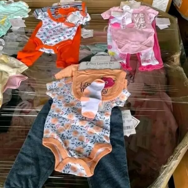 Baby clothes - Image 2