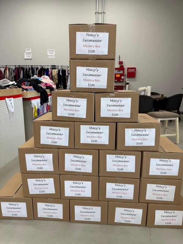 Macy's swimsuits pallets - Image 6