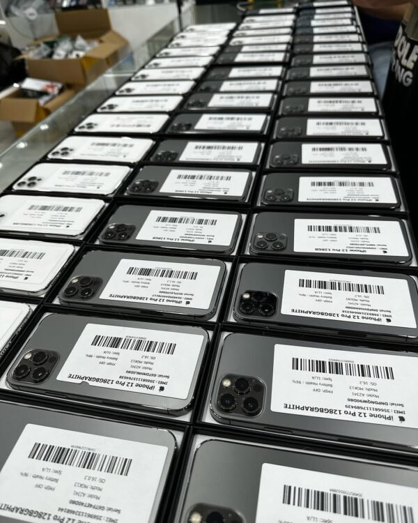 Iphone 12 pro - Image 8