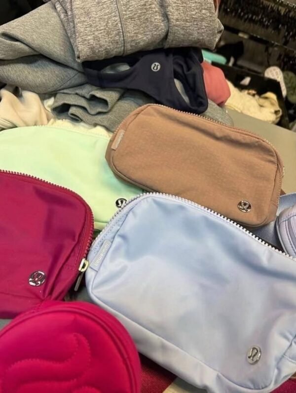 Lululemon clothes - Image 6