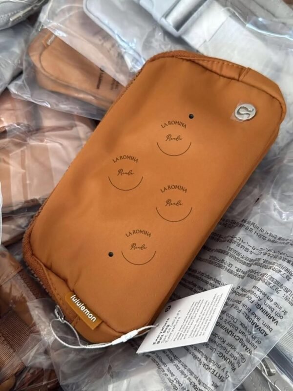 Lululemon belt bags - Image 11