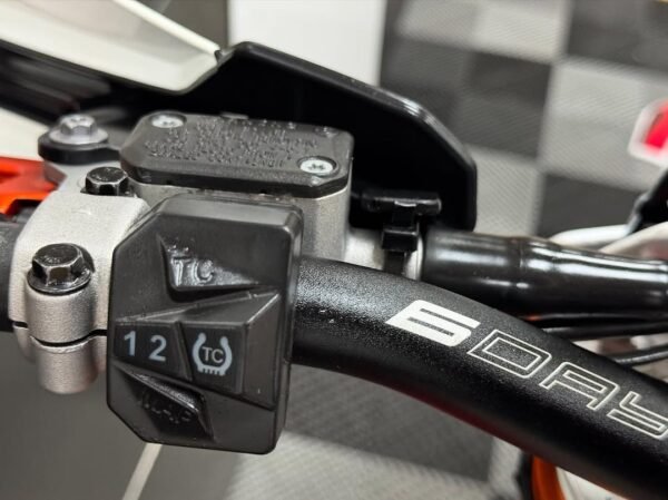 Bike - Image 3