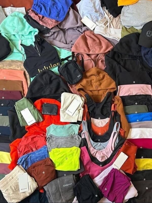 Lululemon clothes - Image 8