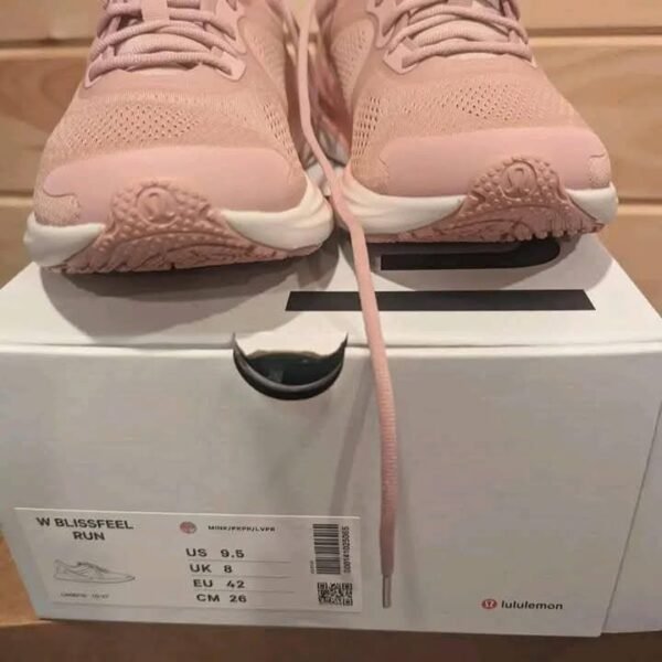 Lululemon shoes - Image 7