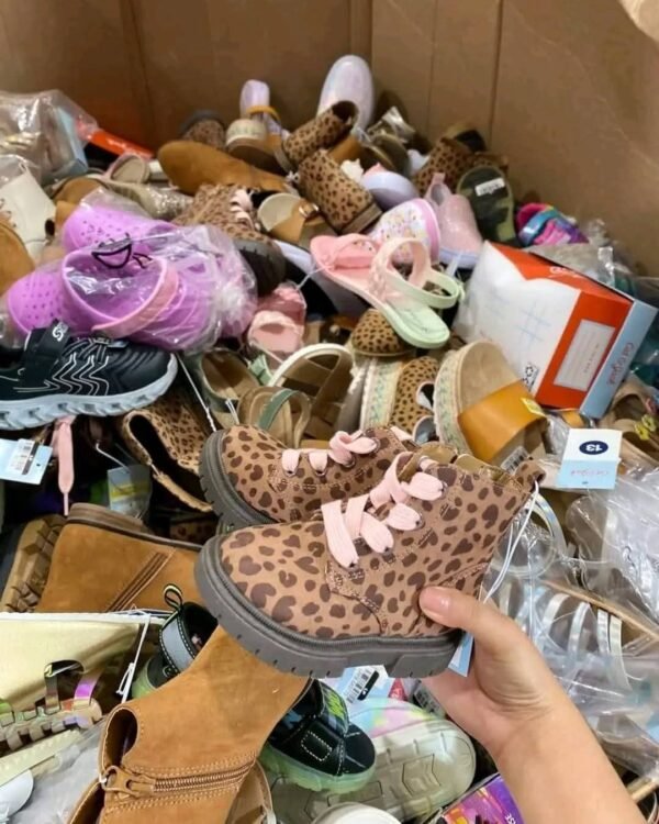 Kids shoes - Image 8