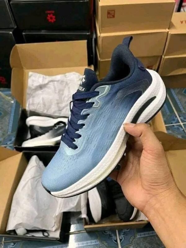 Sport shoes pallet