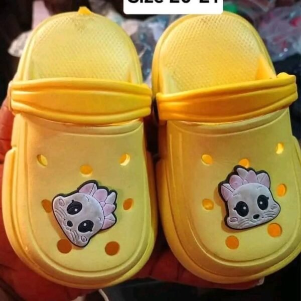 Crocs pallets - Image 7