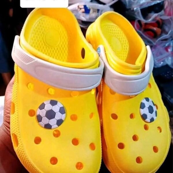 Crocs pallets - Image 5