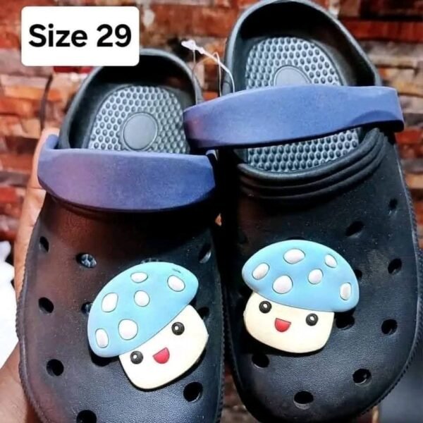 Crocs pallets - Image 2