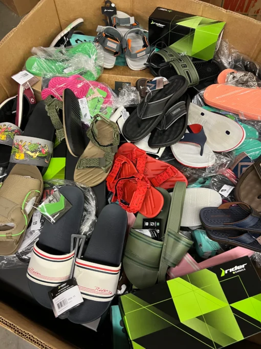 Flip Flops and Sandals - Image 2