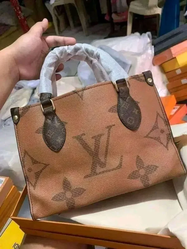 Women Fashion Hand Bags (Pallet) - Image 14