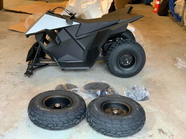 Tesla Cyberquad for Kids - Image 5