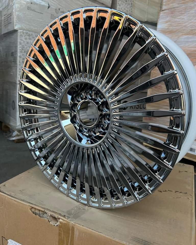 Rims & Tires Pallet - Image 8