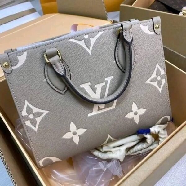 Ladies Hand Bags & Purse 250 Pieces Per Pallet - Image 2