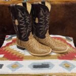 Cowboy Boots Pallet - Image 8