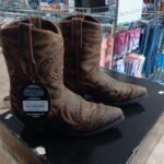 Cowboy Boots Pallet - Image 13