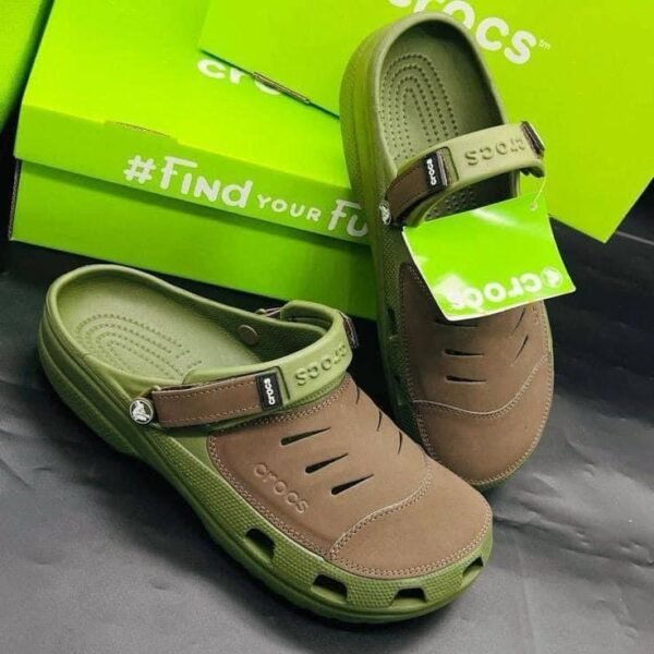 Crocs 300 pairs per pallet - Image 14