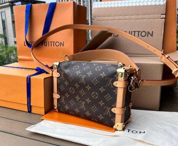 Branded Ladies Hand bags 300 pieces per pallet - Image 12